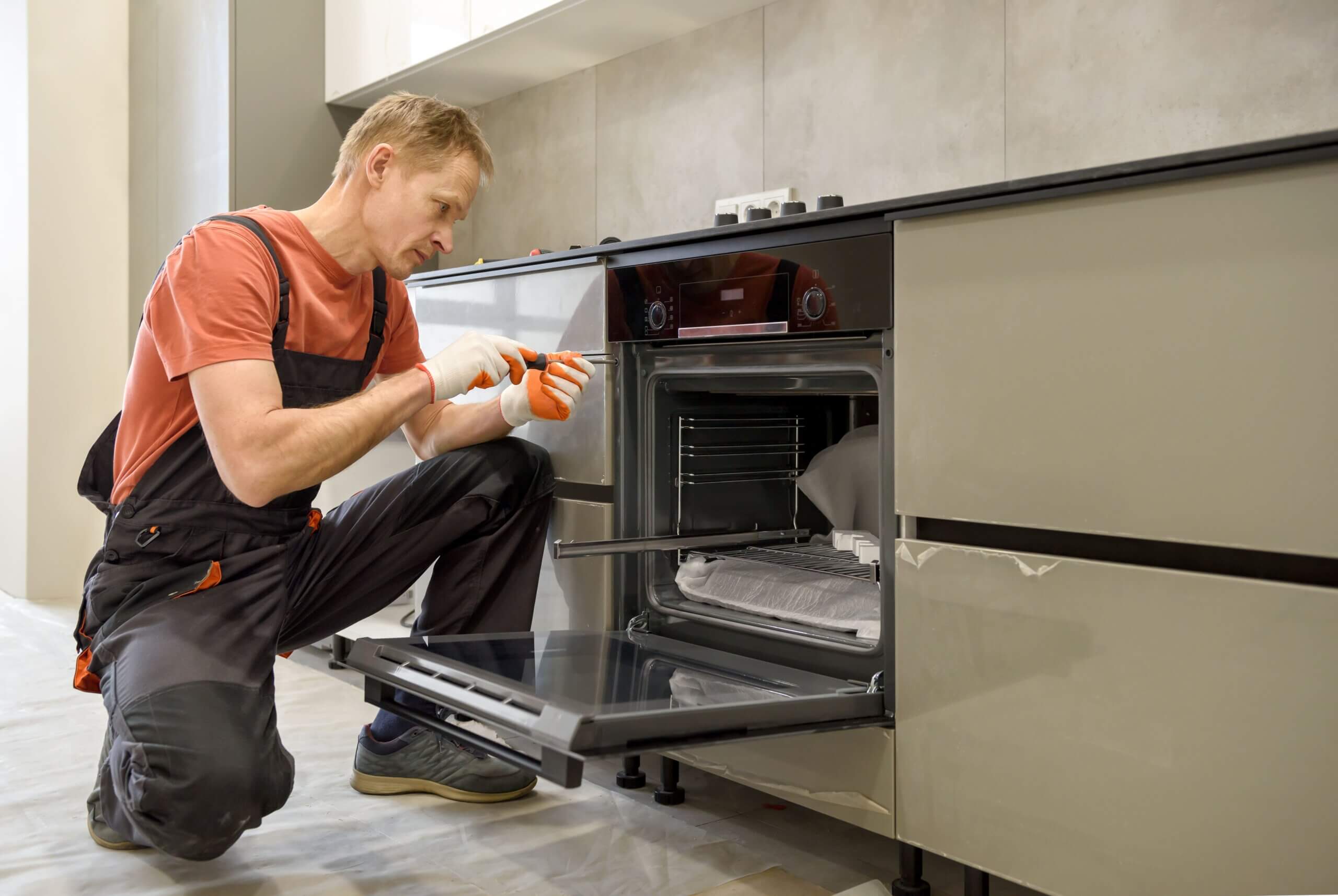 Reparatur der Haushaltsgeräte 